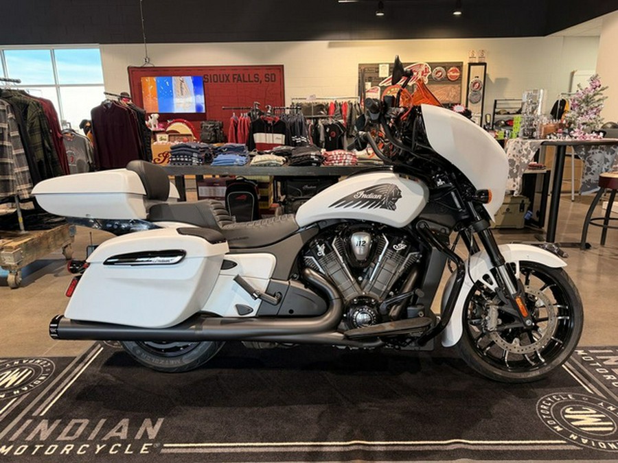 2025 Indian Chieftain Powerplus Dark Horse 112 W/Powerband G