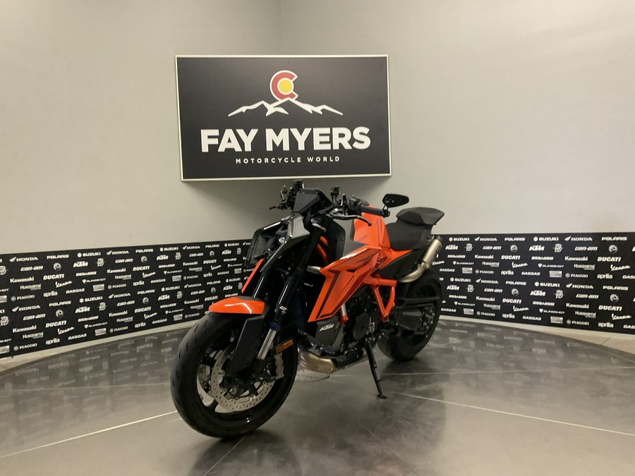 2025 KTM 1390 SUPER DUKE R EVO - 15879U-C