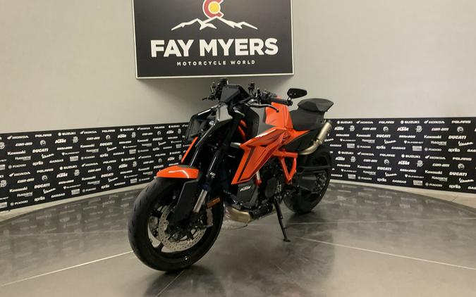 2025 KTM 1390 SUPER DUKE R EVO - 15879U-C