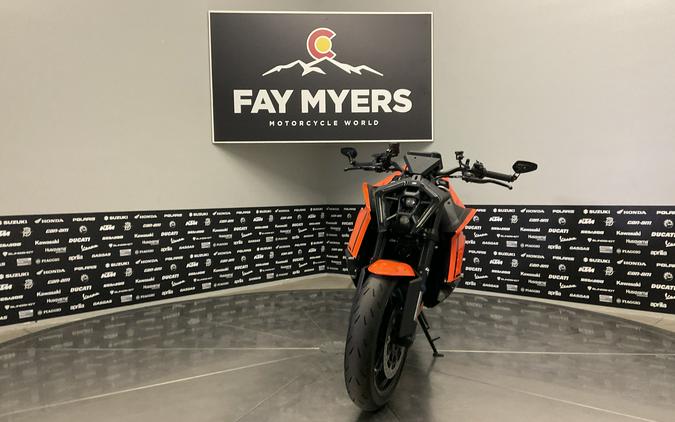 2025 KTM 1390 SUPER DUKE R EVO - 15879U-C
