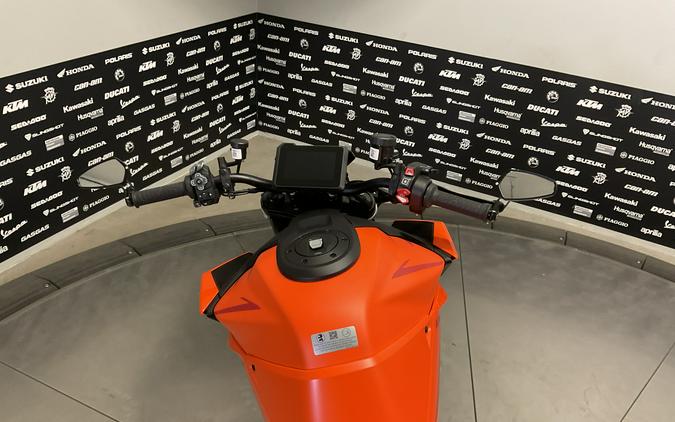 2025 KTM 1390 SUPER DUKE R EVO - 15879U-C