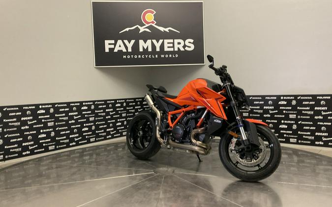 2025 KTM 1390 SUPER DUKE R EVO - 15879U-C