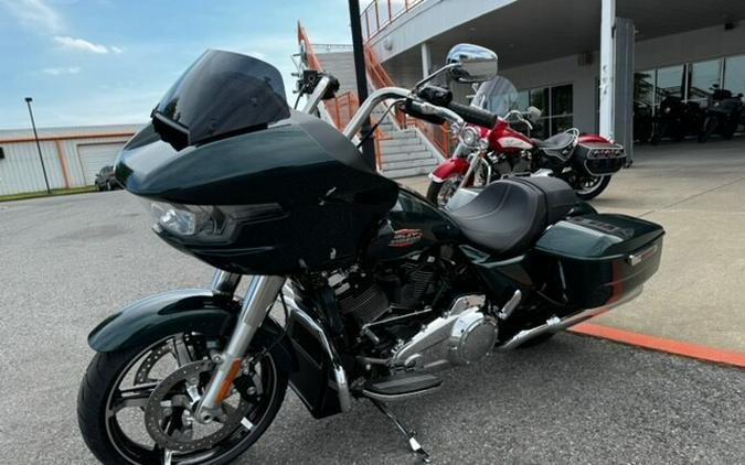 2024 Harley-Davidson Road Glide® Alpine Green