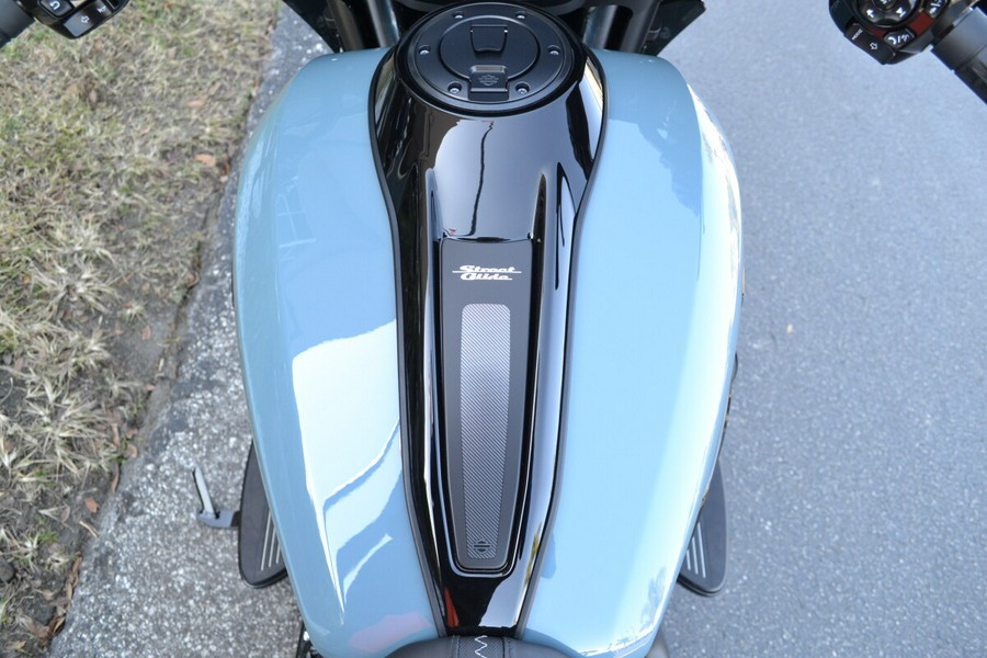 2024 Harley-Davidson Street Glide® Sharkskin Blue - Black Finish - FLHX