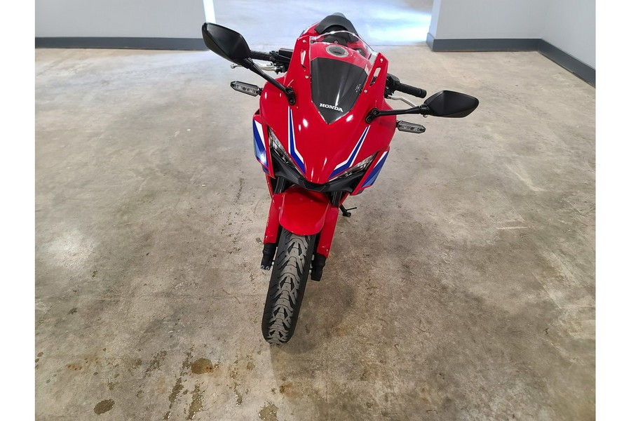 2025 Honda CBR500R ABS