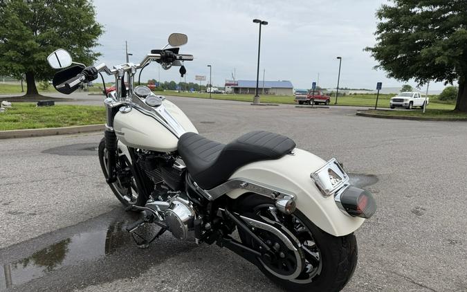 2018 Harley-Davidson® Low Rider® Bonneville Salt Pearl