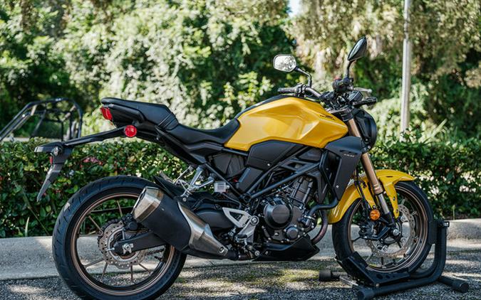 2025 Honda CB300R