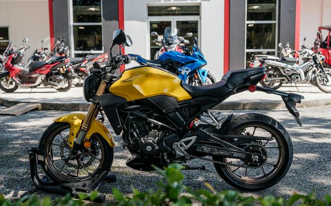 2025 Honda CB300R