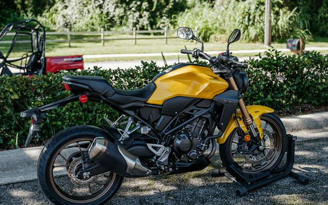 2025 Honda CB300R