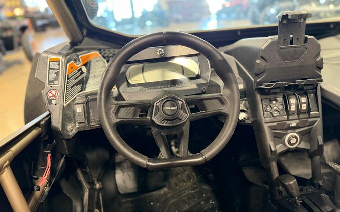 2022 Can-Am Maverick X3 X MR Turbo RR