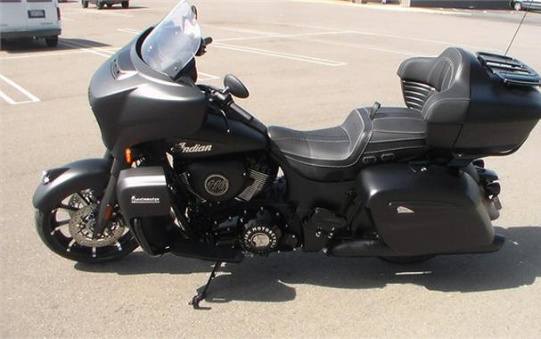 2024 Indian Motorcycle Roadmaster Dark Horse