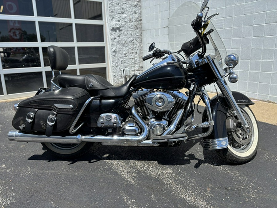 2010 Harley-Davidson FLHRC ROAD KING CLASSIC