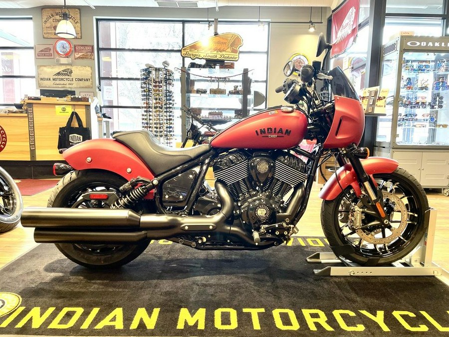 2023 Indian Motorcycle® Sport Chief Ruby Smoke