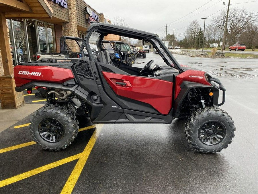 2024 Can-Am® Commander XT 700