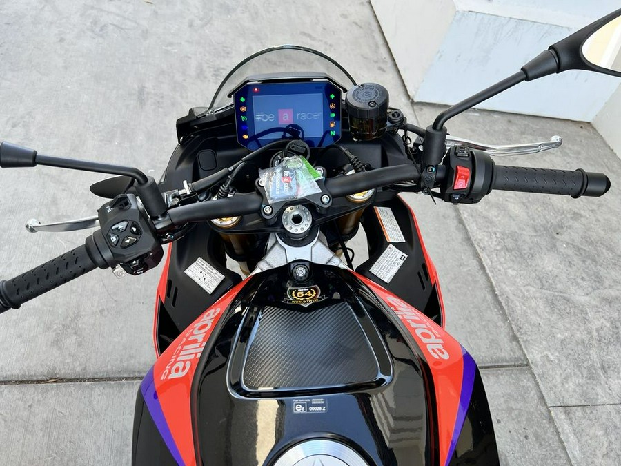 2024 Aprilia® Tuono V4 Factory 1100