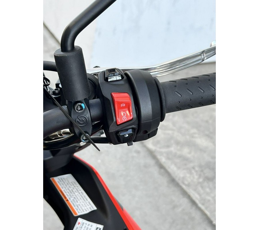 2024 Aprilia® Tuono V4 Factory 1100