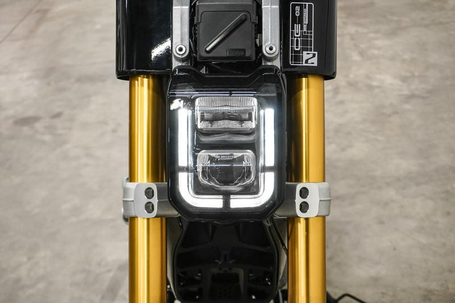 2024 BMW CE 02 Cosmic black 2