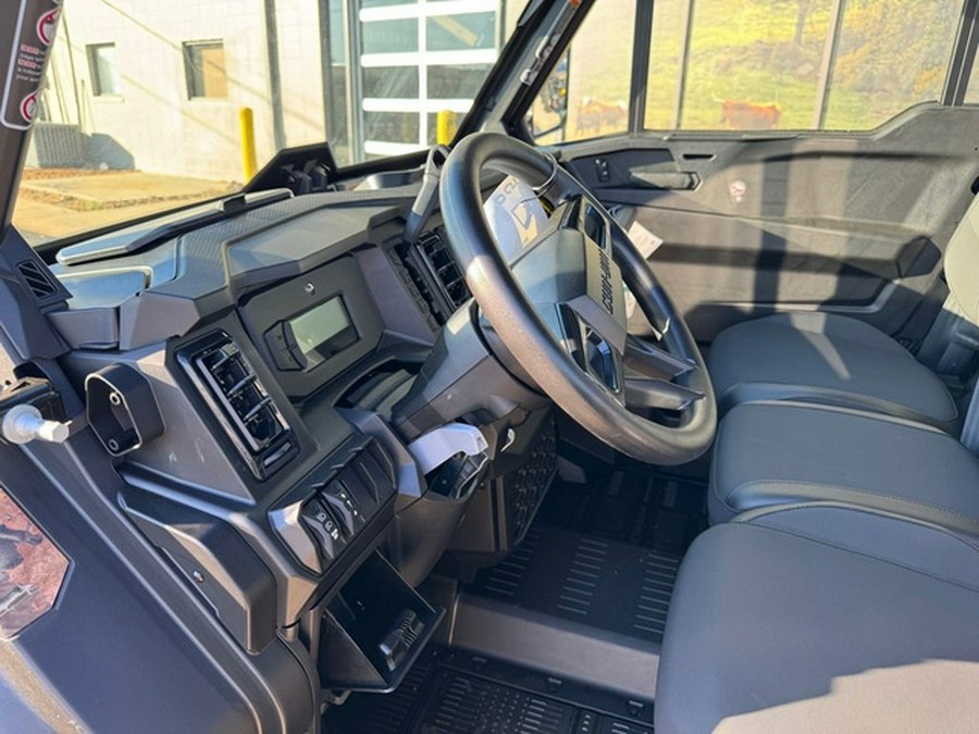 2026 Can-Am Defender MAX XT CAB HD11 With 10.25 In.Display Dar