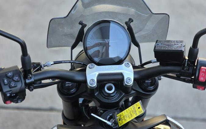2025 Triumph Trident 660