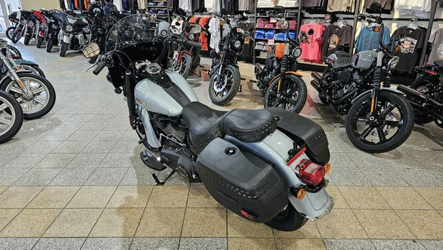 2024 Harley-Davidson Softail FLHCS - Heritage Classic