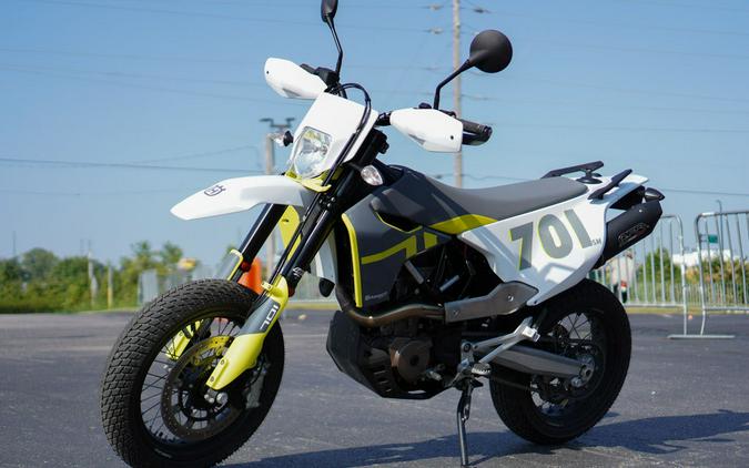 2021 Husqvarna Supermoto 701