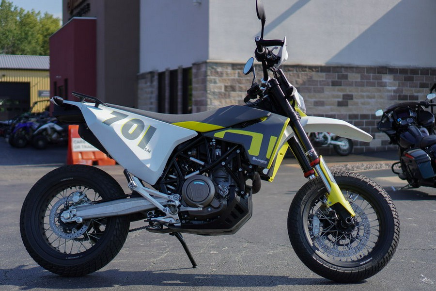 2021 Husqvarna Supermoto 701