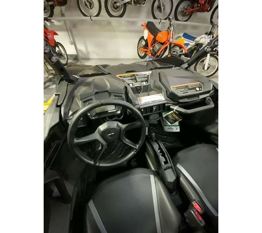 2025 Can-Am Maverick Sport DPS