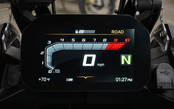 2024 BMW F 900 GS Adventure White Aluminum Metal Matte