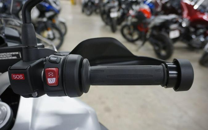 2024 BMW F 900 GS Adventure White Aluminum Metal Matte