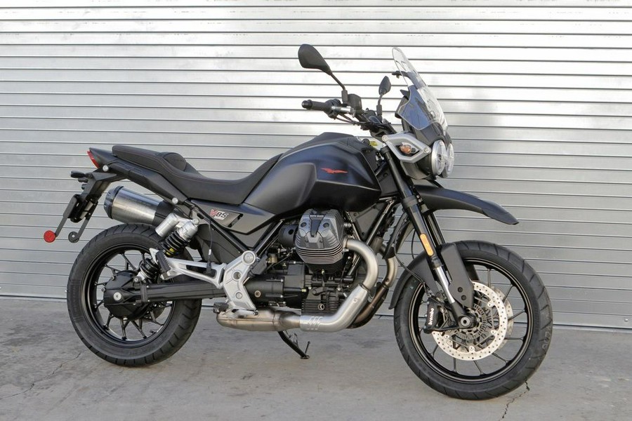 2025 Moto Guzzi V85 Strada