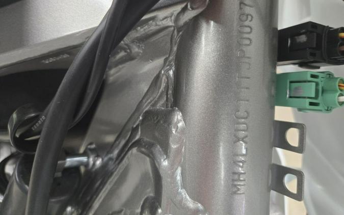 2026 Kawasaki BRIGHT WHITE KLX140R F