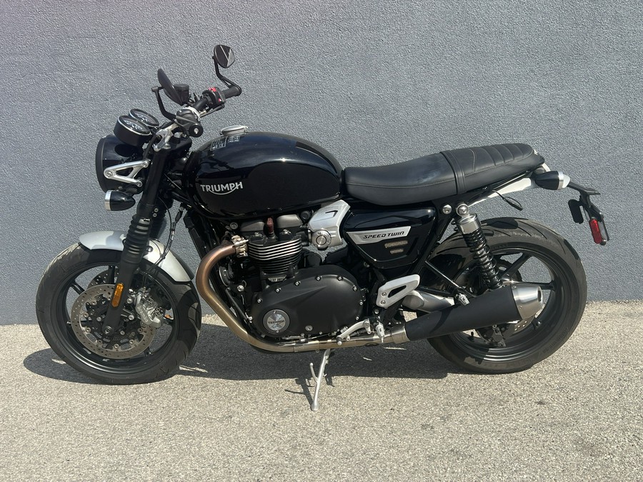 2021 TRIUMPH SPEED TWIN 1200 BASE