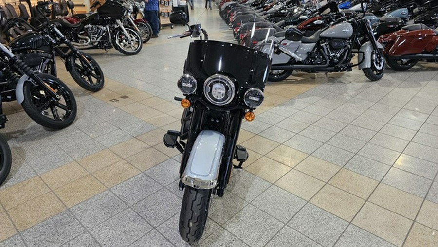 2024 Harley-Davidson Softail FLHCS - Heritage Classic