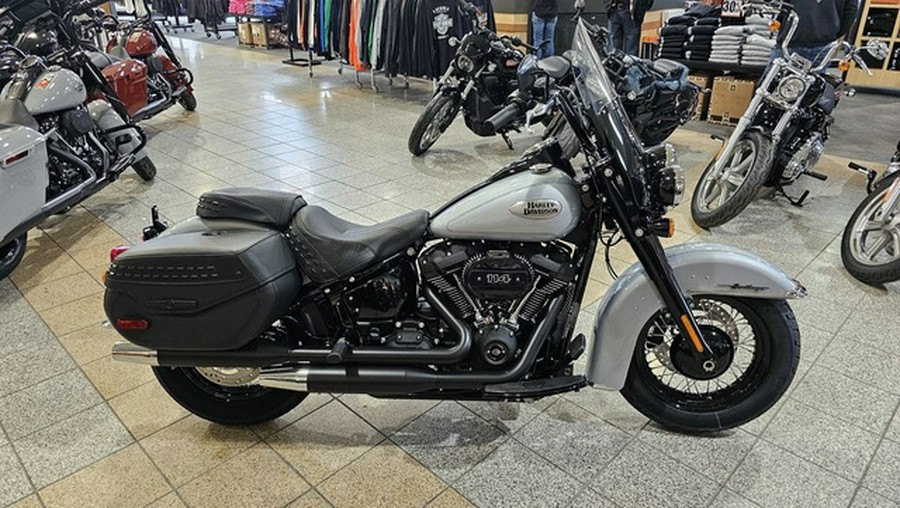 2024 Harley-Davidson Softail FLHCS - Heritage Classic