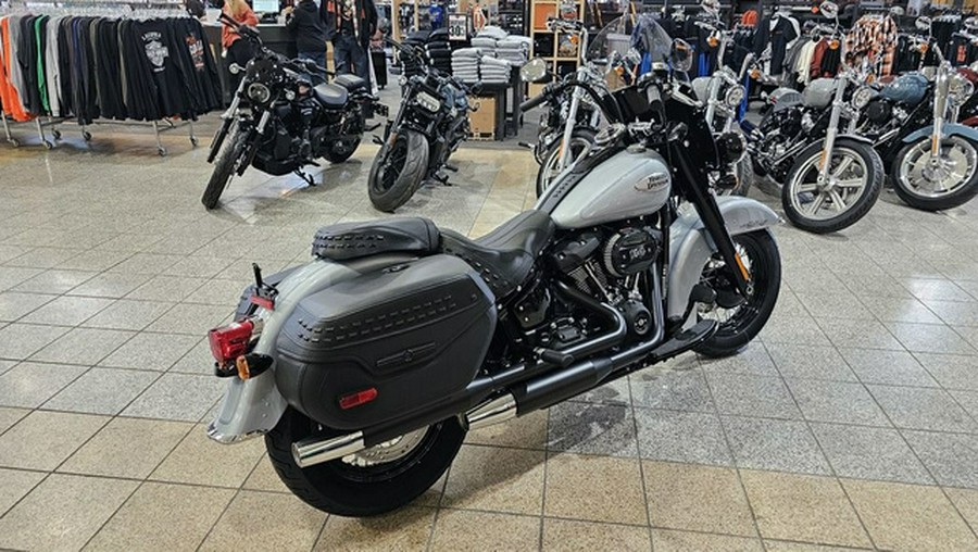 2024 Harley-Davidson Softail FLHCS - Heritage Classic