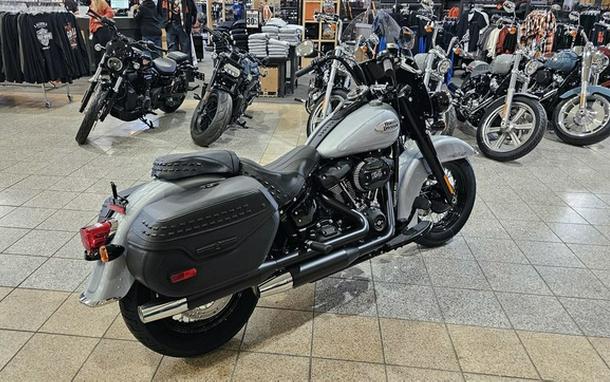 2024 Harley-Davidson Softail FLHCS - Heritage Classic