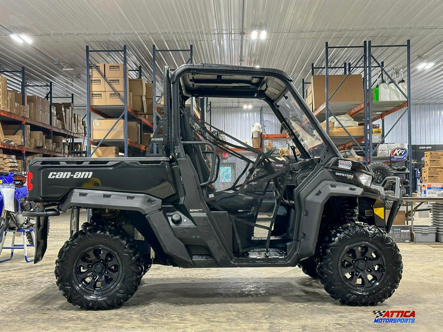 2022 Can-Am® Defender XT HD10