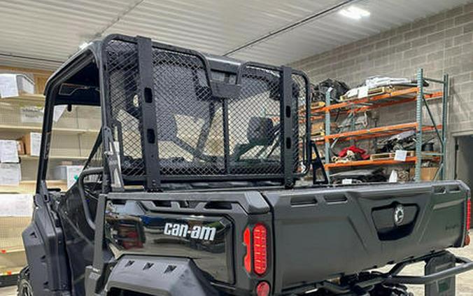 2022 Can-Am® Defender XT HD10