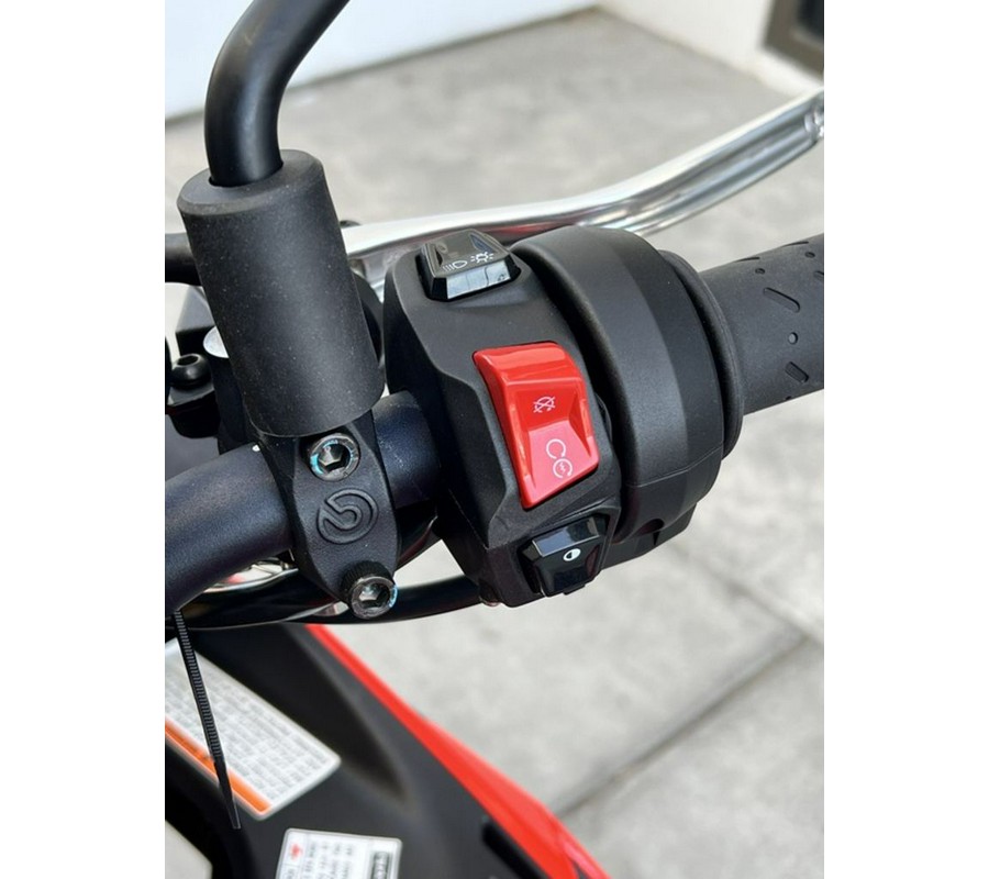 2024 Aprilia® Tuono V4 Factory 1100