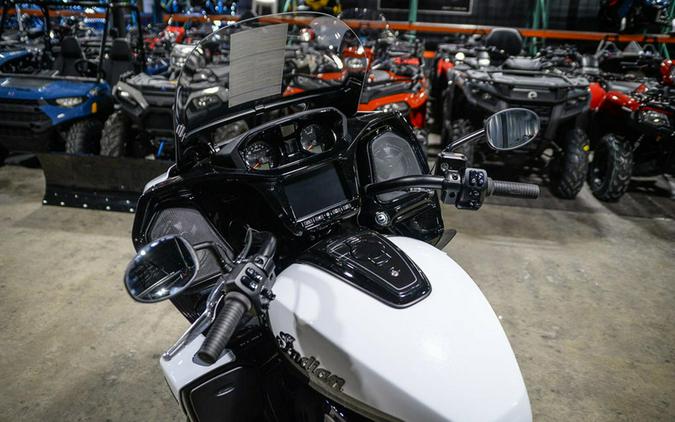 2025 Indian Motorcycle Pursuit® Dark Horse® with 112