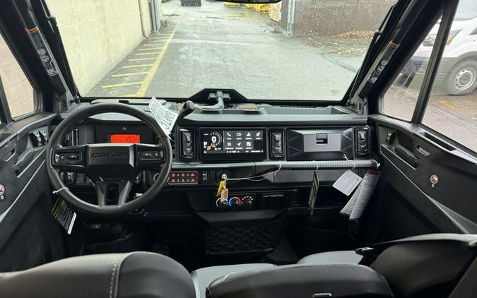 2026 Can-Am® Defender MAX Limited HD11