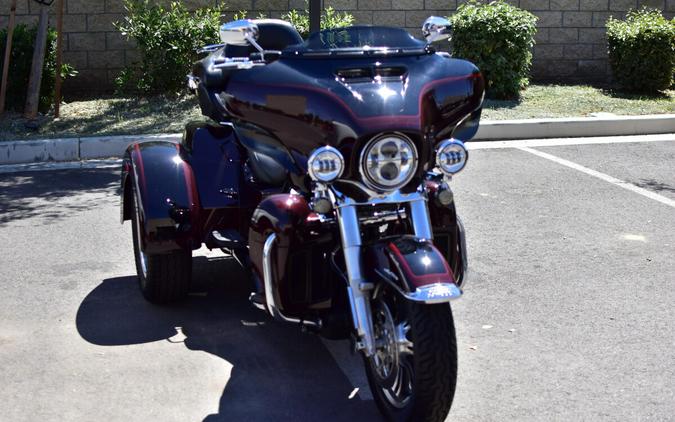2022 Harley-Davidson Tri Glide Ultra Midnight Crimson/Vivid Black