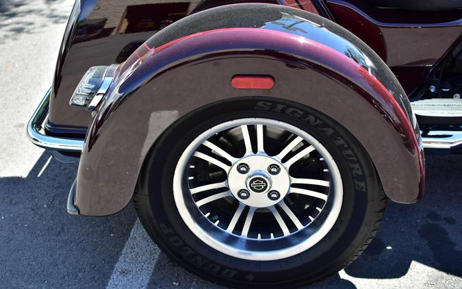 2022 Harley-Davidson Tri Glide Ultra Midnight Crimson/Vivid Black