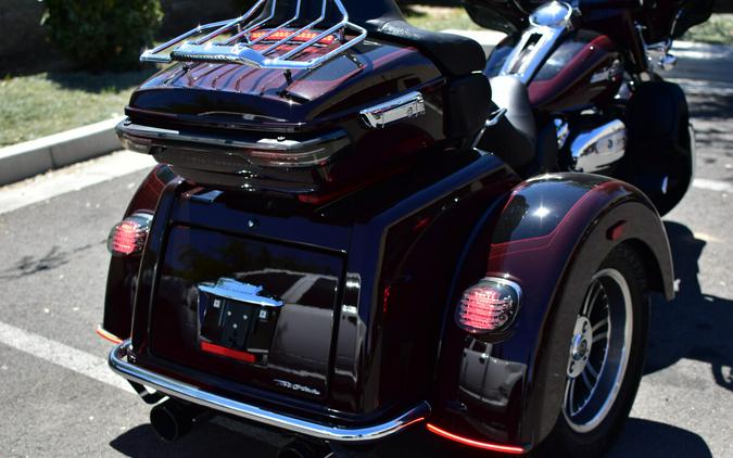 2022 Harley-Davidson Tri Glide Ultra Midnight Crimson/Vivid Black