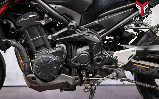 2023 Kawasaki Z900 ABS Metallic Black/Graphite Gray/Flat Black