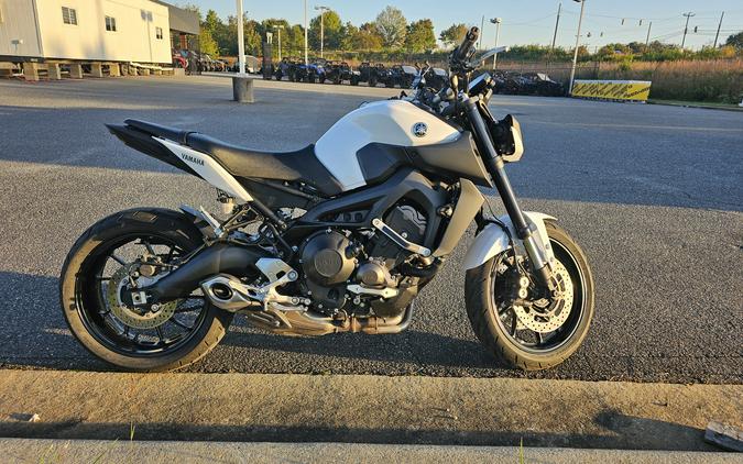 2017 Yamaha Motor Corp., USA MT-09