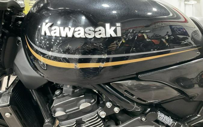 2018 Kawasaki Z900RS Metallic Spark Black