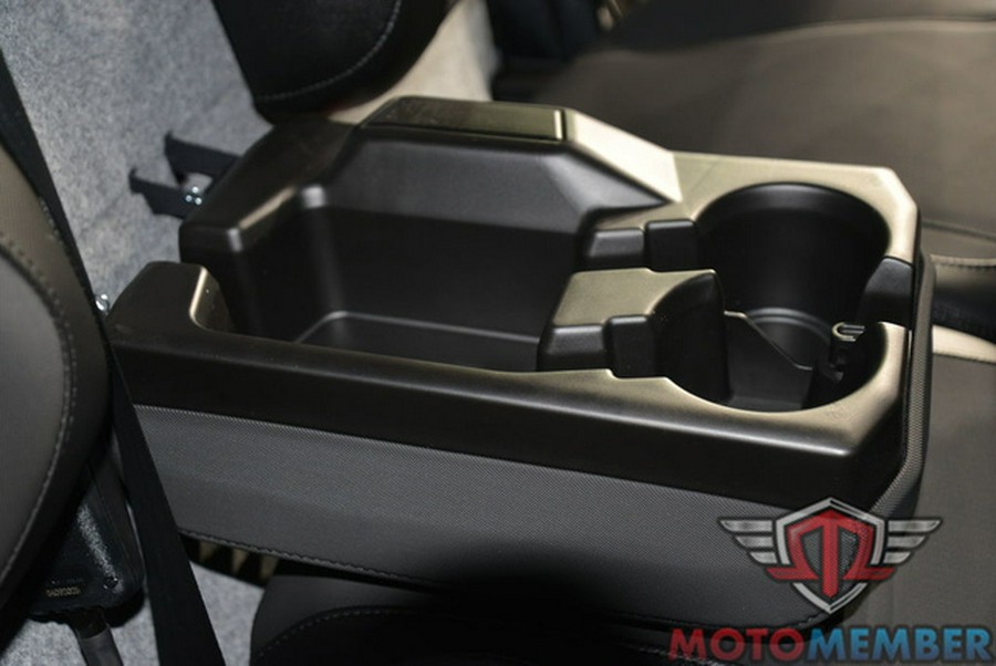 2025 Can-Am Defender MAX Lone Star Cab HD10