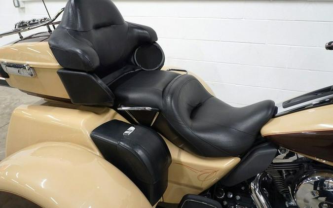 2014 Harley-Davidson Trike FLHTCUTG - Tri Glide Ultra
