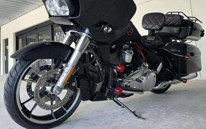 2021 Harley-Davidson® Road Glide® Vivid Black